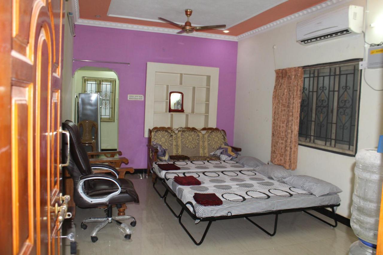 Centaurus Homestay Near Trichy Airport Tiruchirappalli Esterno foto